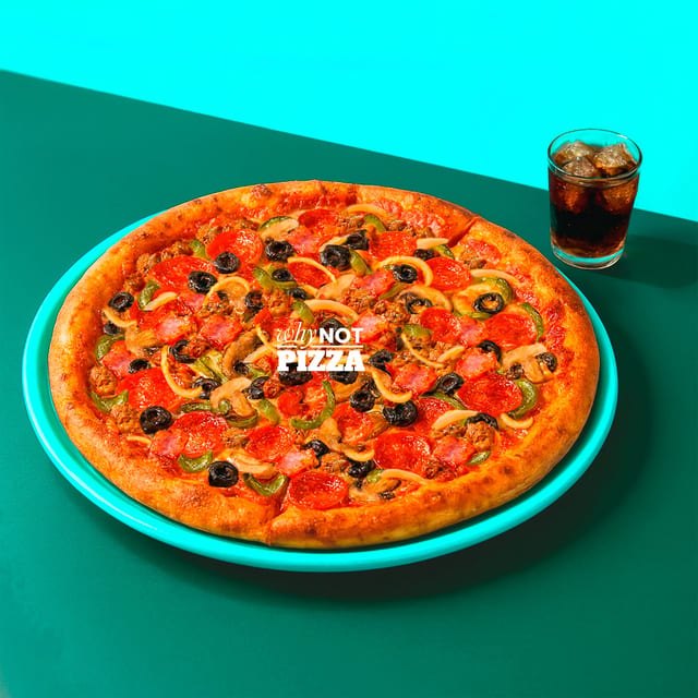 12" Specialty Pizza.