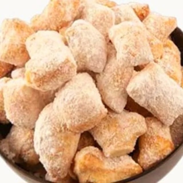 Zeppoles.